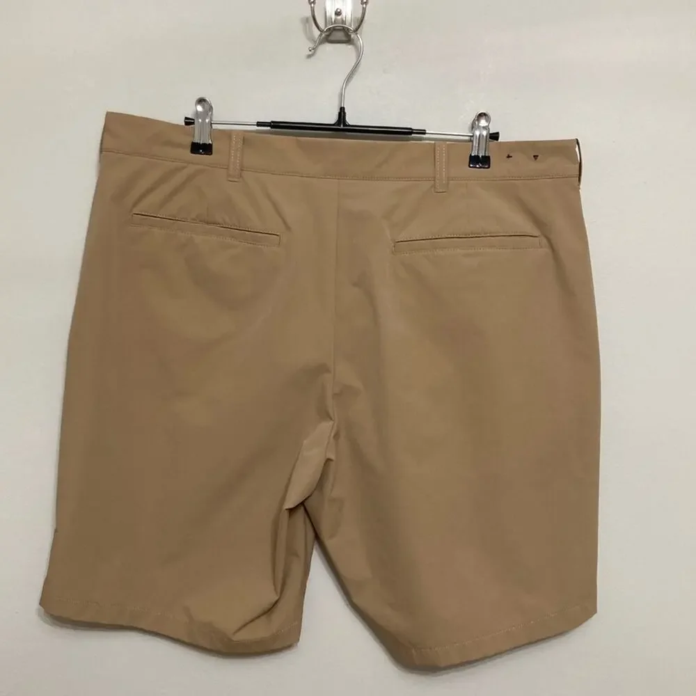 J. Crew Factory Men's 9” Tech Short in Dark Khaki - Size 36